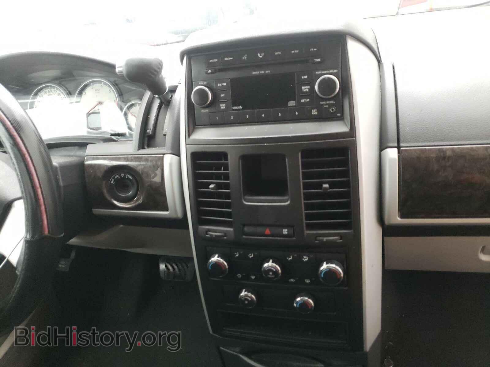 2010 DODGE CARAVAN - VIN: 2D4RN5D14AR120032 - Фото 9
