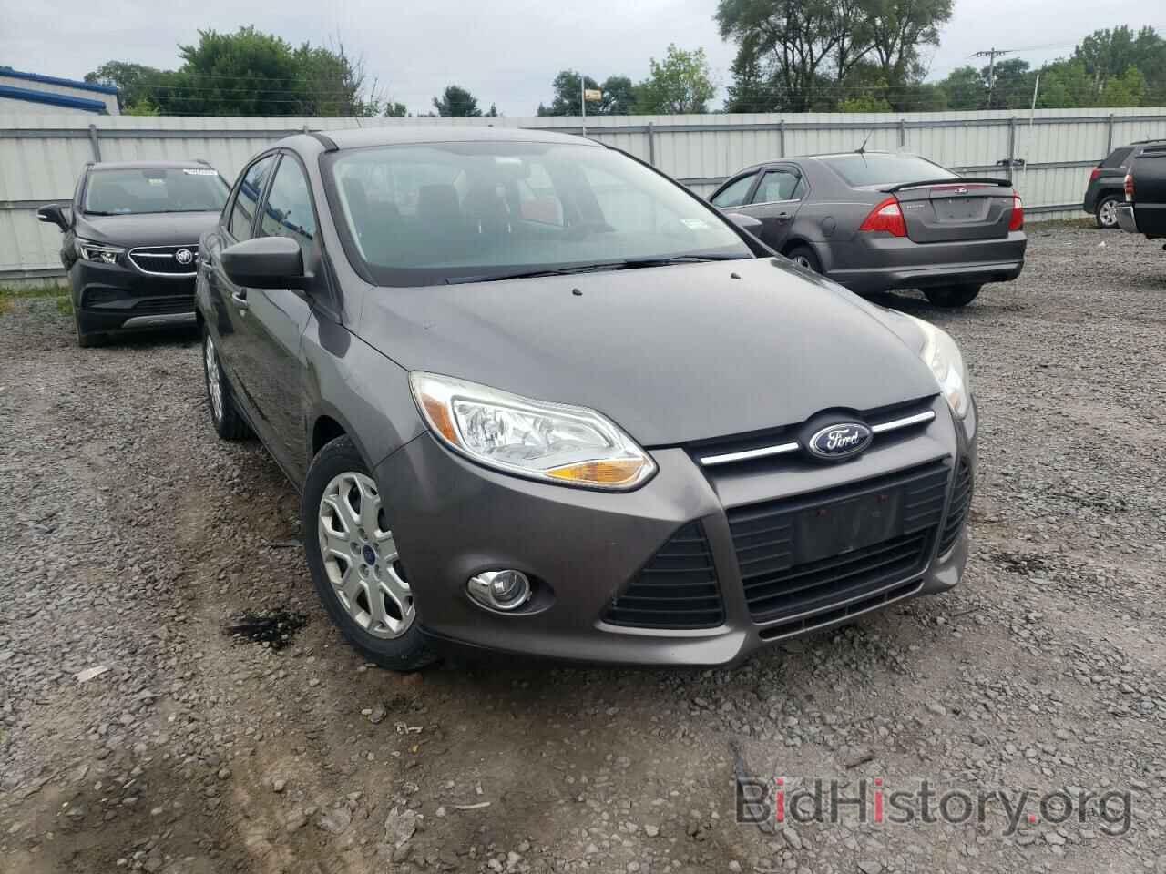 Photo 1FAHP3F24CL351723 - FORD FOCUS 2012