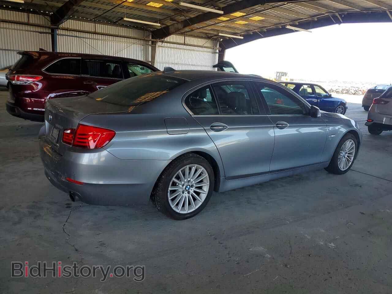 2011 BMW 5 SERIES - VIN: WBAFU7C56BC778512 - Фото 3