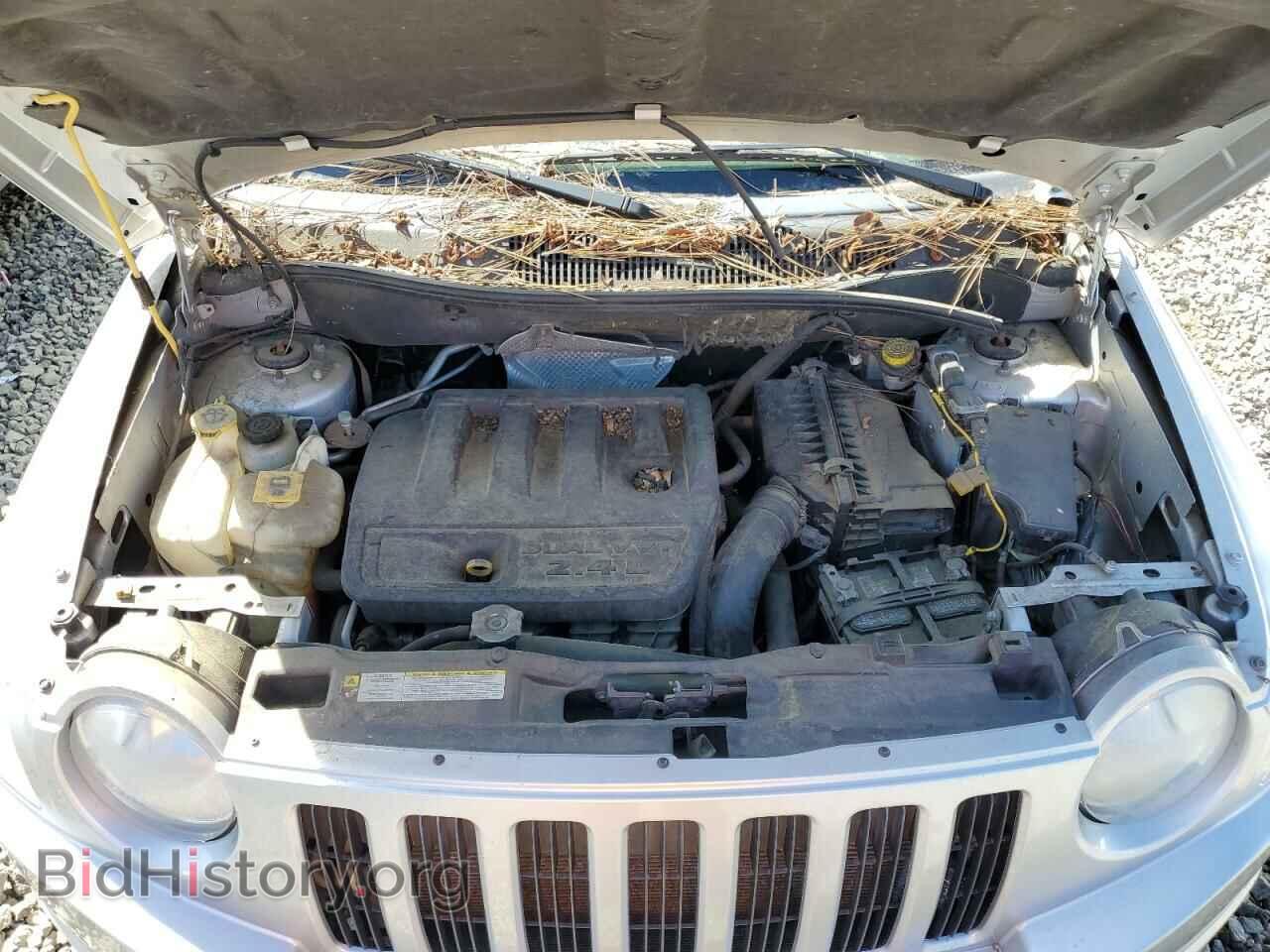 2010 JEEP COMPASS - VIN: 1J4NF1FB2AD652383 - Фото 11