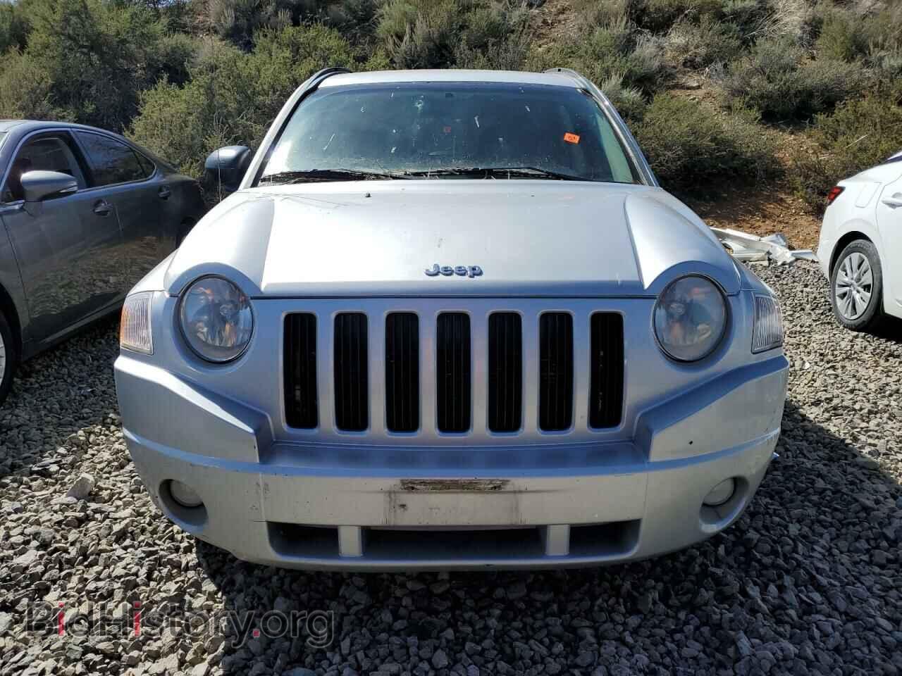 2010 JEEP COMPASS - VIN: 1J4NF1FB2AD652383 - Фото 5