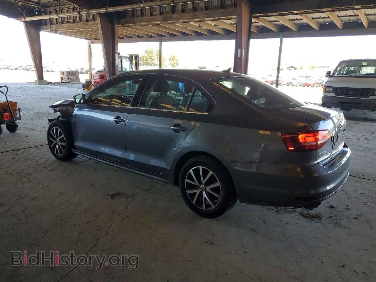 2017 VOLKSWAGEN JETTA - VIN: 3VWDB7AJ3HM291790 - Фото 2