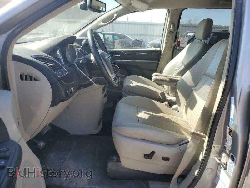 2016 Chrysler MINIVAN (VIN 2C7WC1CG9GR247259) — photo 7 of 14