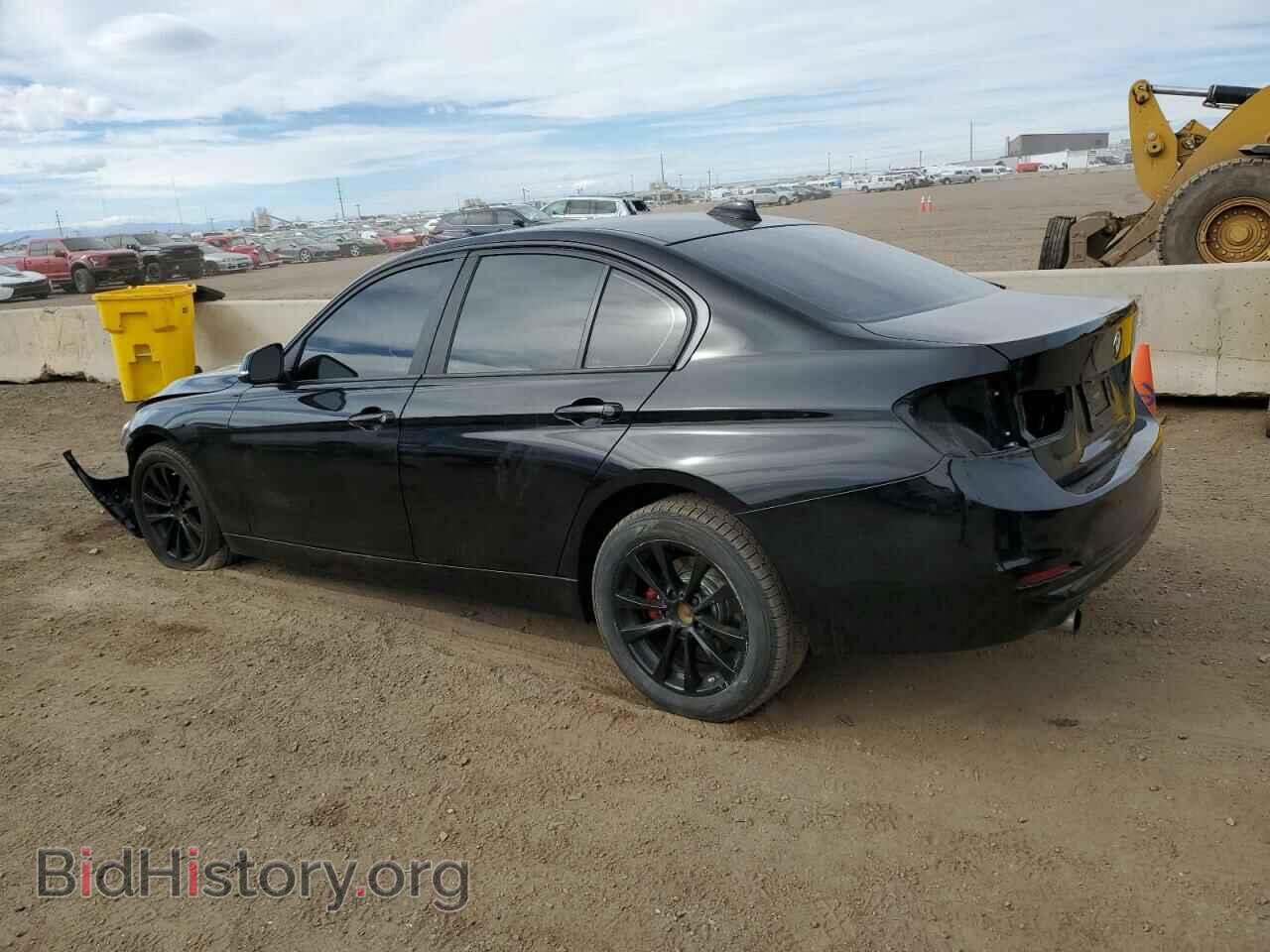 2016 BMW 3 SERIES - VIN: WBA8A3C50GK689459 - Фото 2