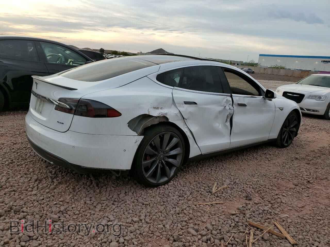 2015 TESLA MODEL S - VIN: 5YJSA1H43FF087437 - Фото 3