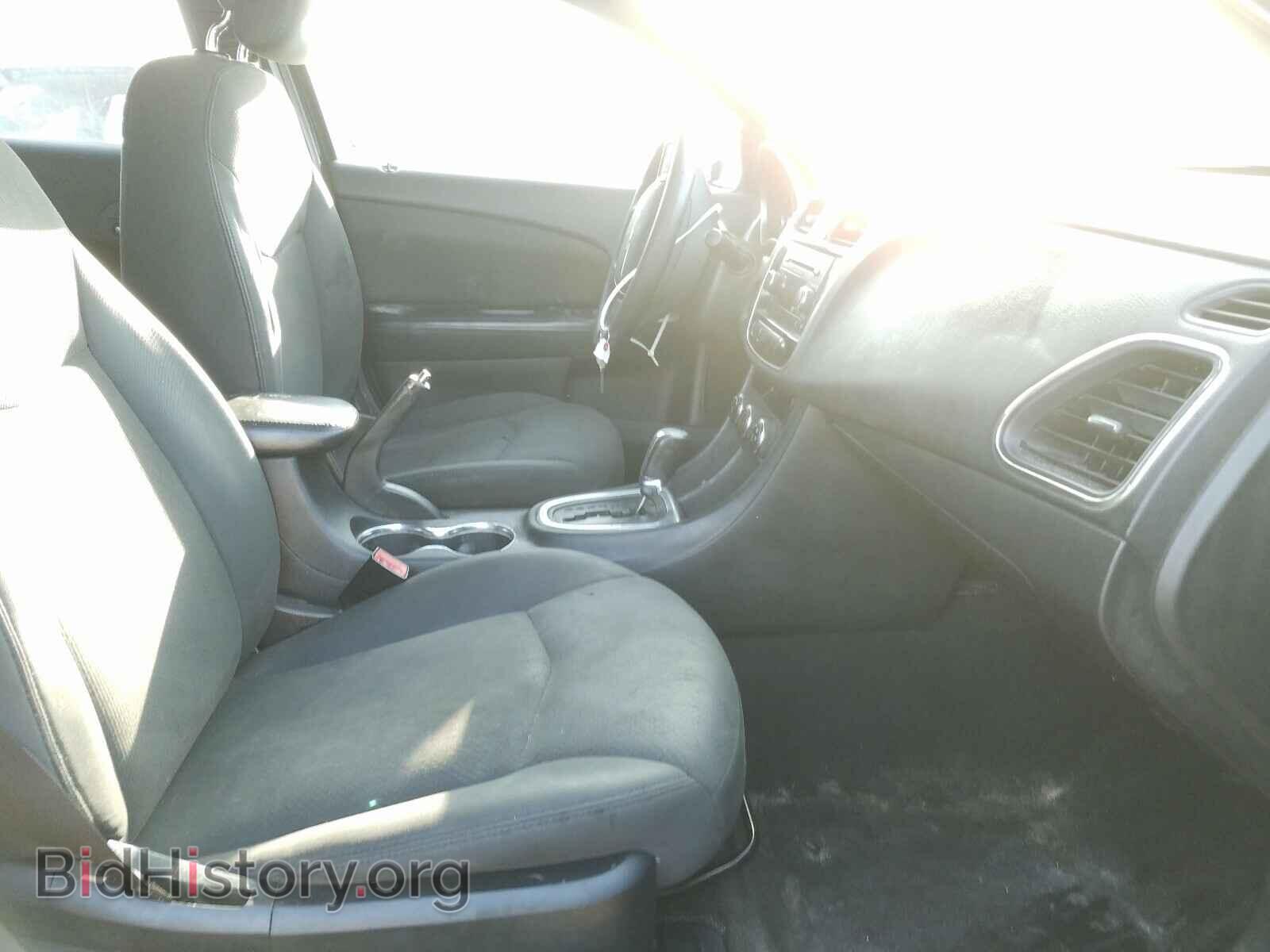 2012 CHRYSLER 200 - VIN: 1C3CCBAB6CN152568 - Фото 5