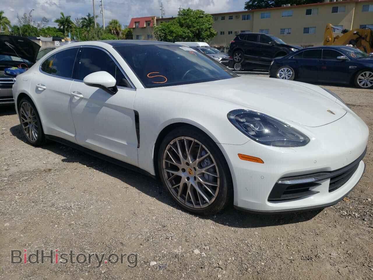 Photo WP0AA2A77JL107863 - PORSCHE PANAMERA 2018