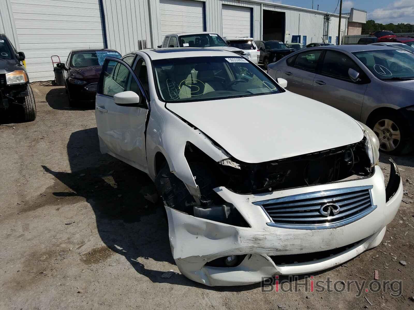 Photo JN1CV6AR1DM354237 - INFINITI G37 2013