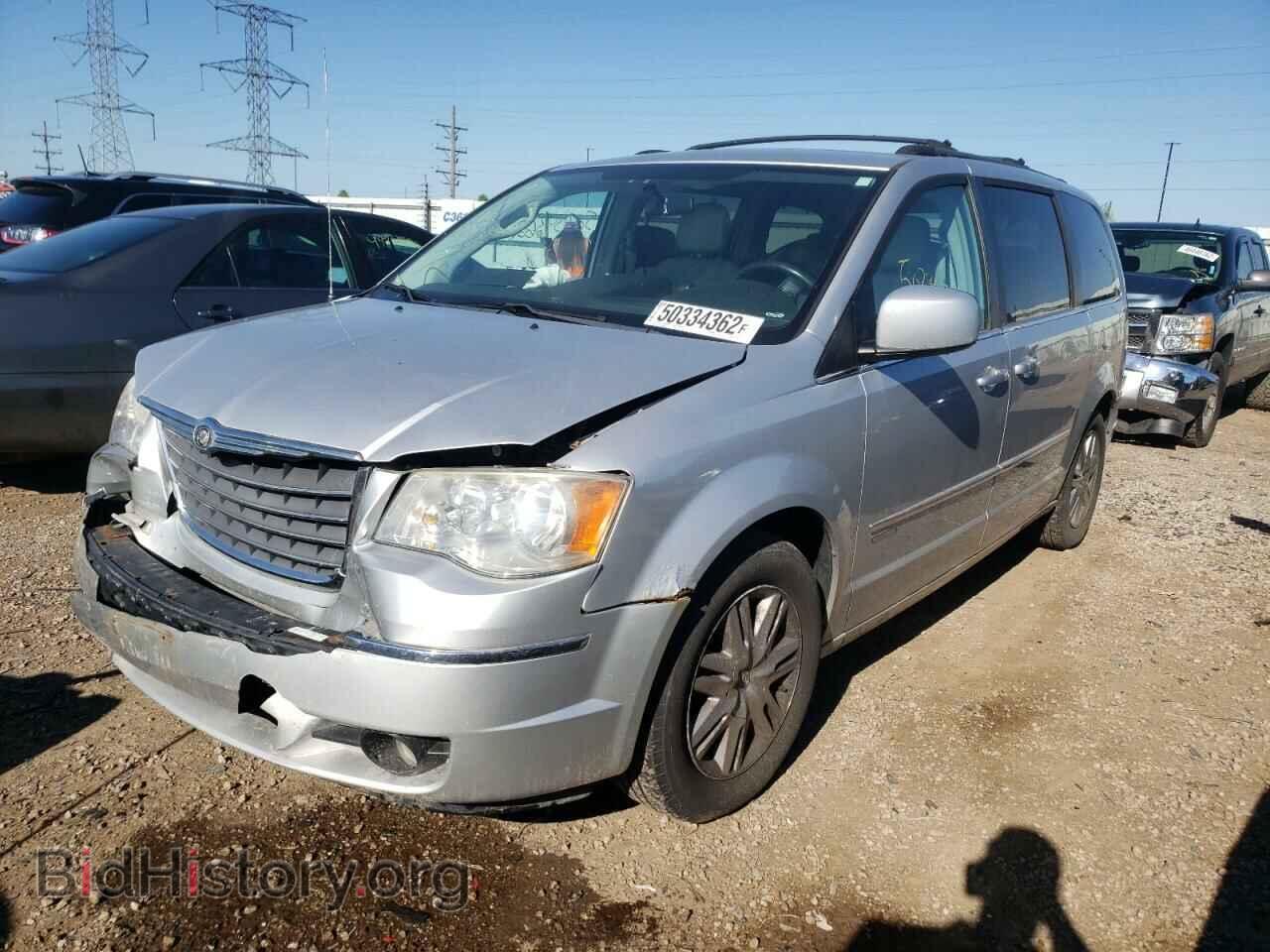 2010 CHRYSLER MINIVAN - VIN: 2A4RR5D14AR299264 - Photo 2