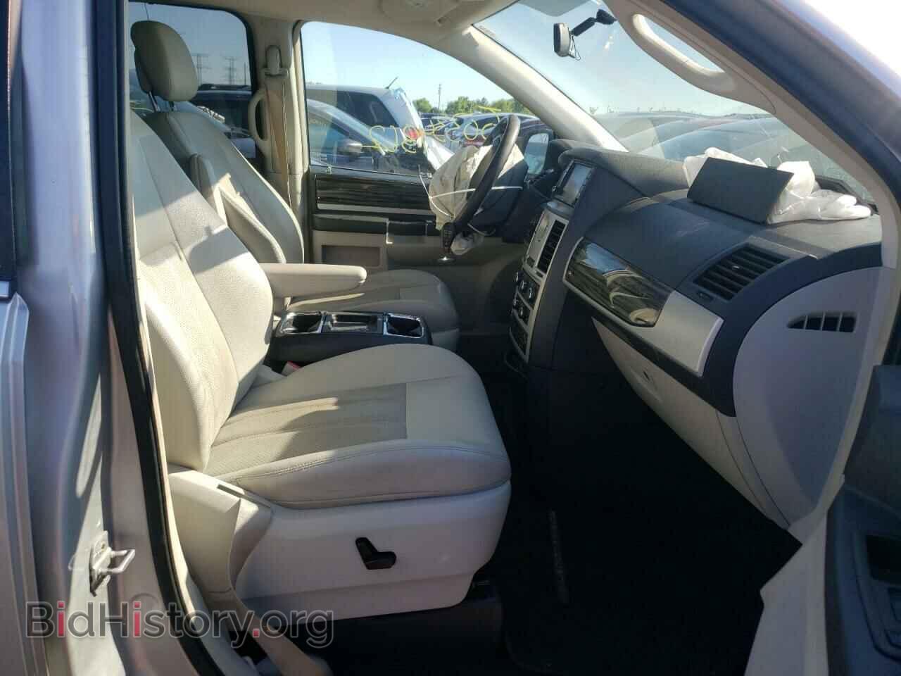 2010 CHRYSLER MINIVAN - VIN: 2A4RR5D14AR299264 - Photo 5