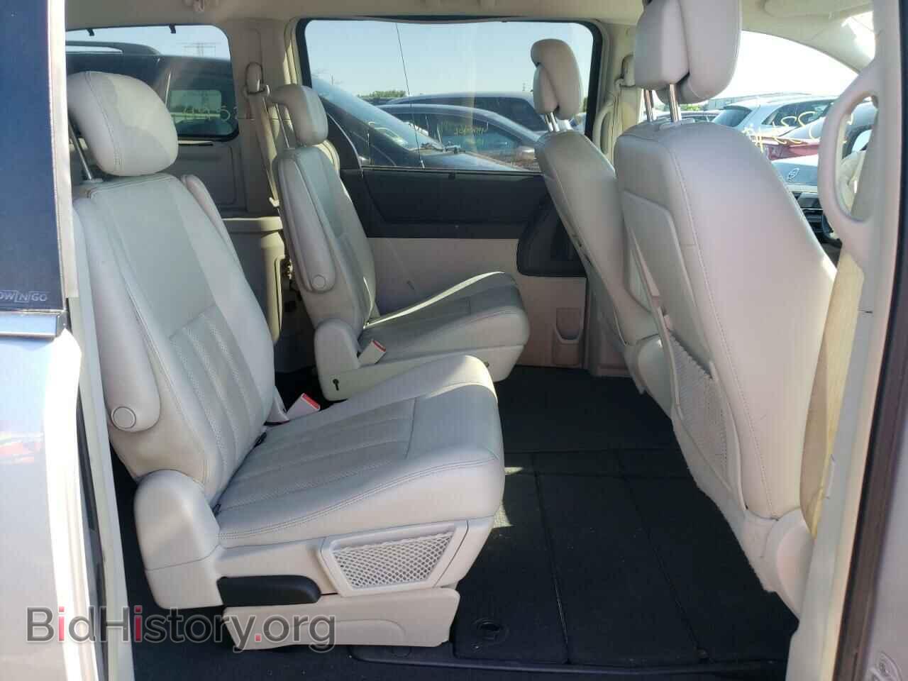 2010 CHRYSLER MINIVAN - VIN: 2A4RR5D14AR299264 - Photo 6