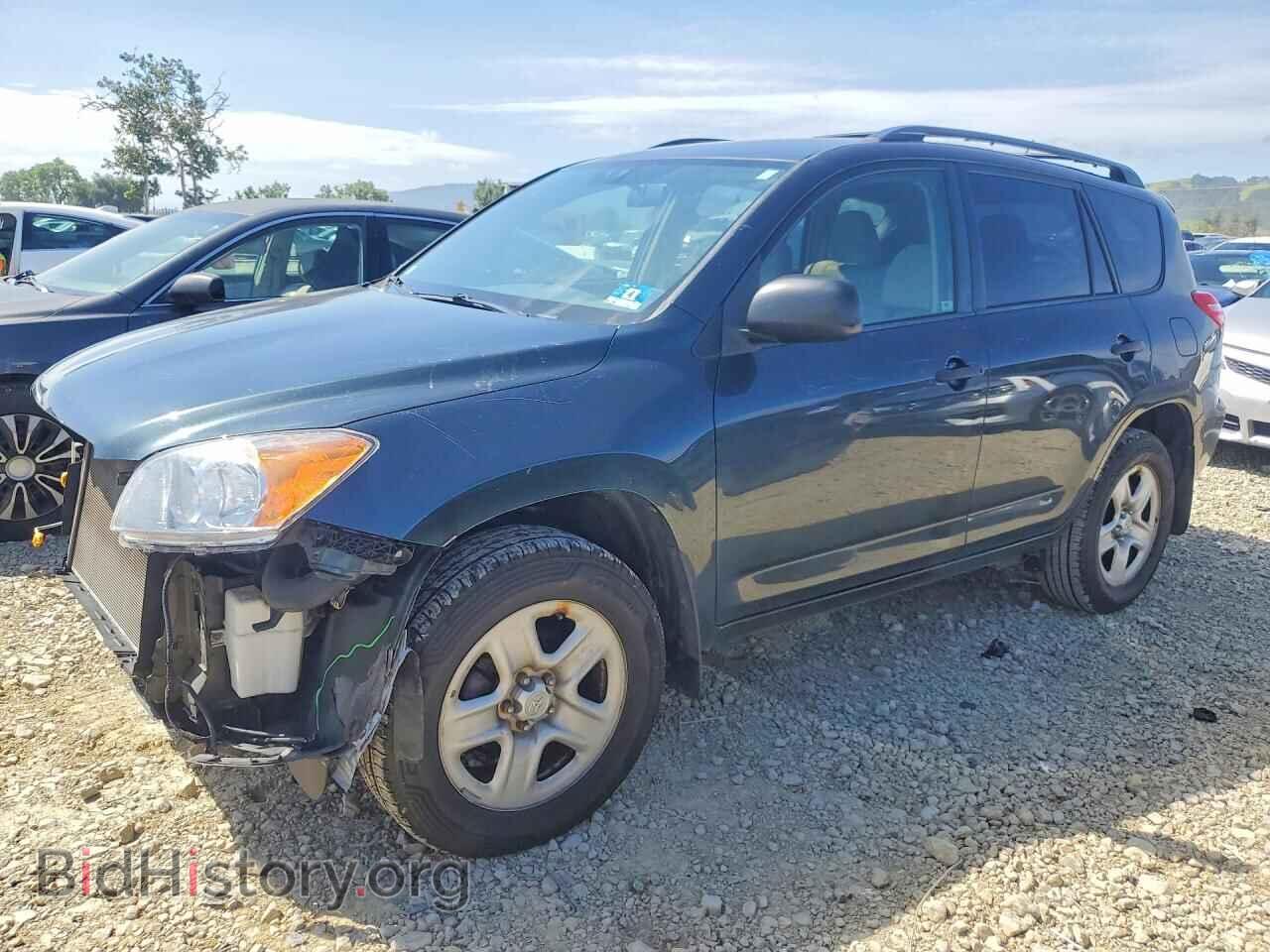 Фотография 2T3BF4DV9CW207975 - TOYOTA RAV4 2012