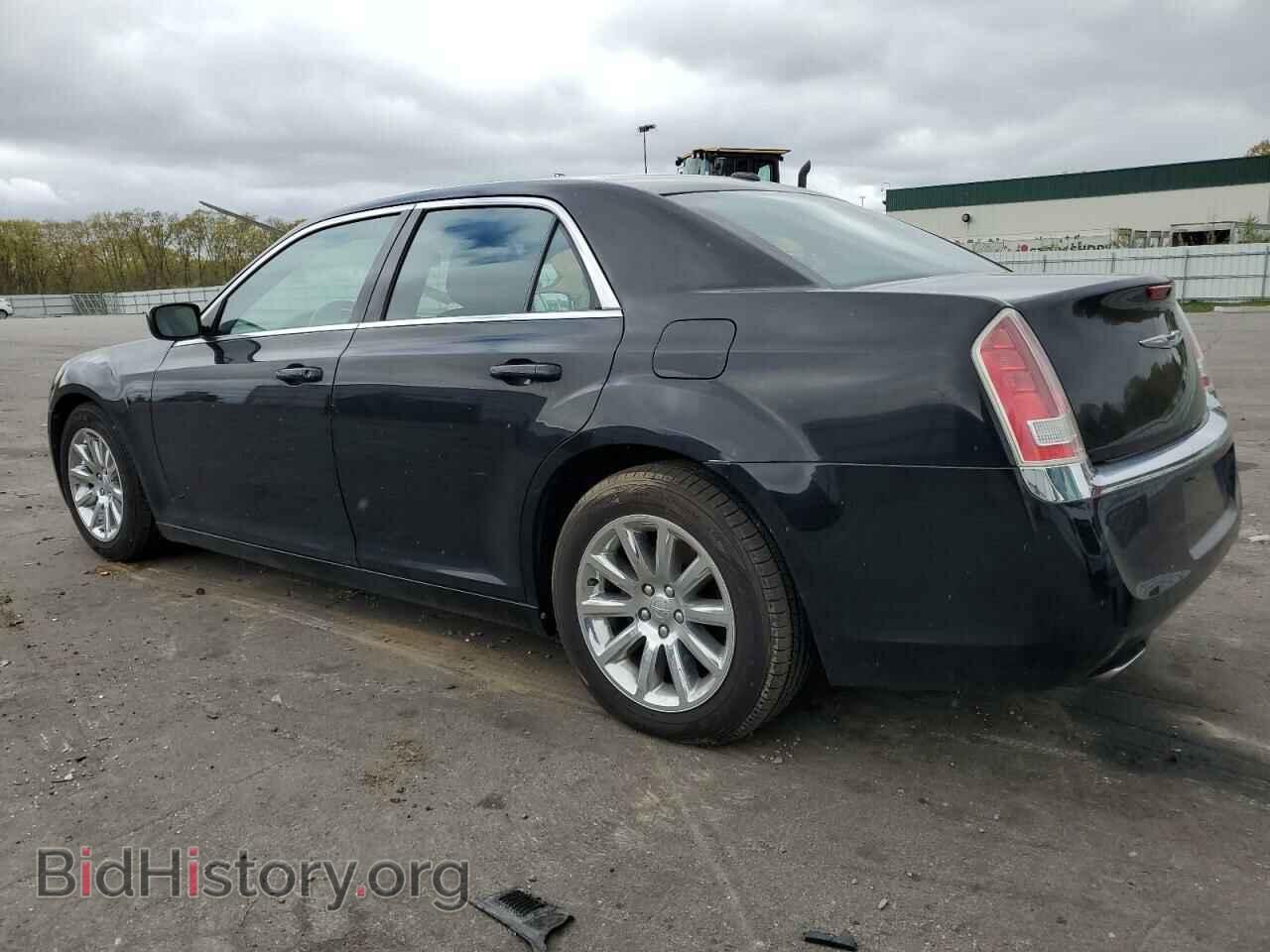 2013 CHRYSLER 300 - VIN: 2C3CCAAG5DH613193 - Фото 2