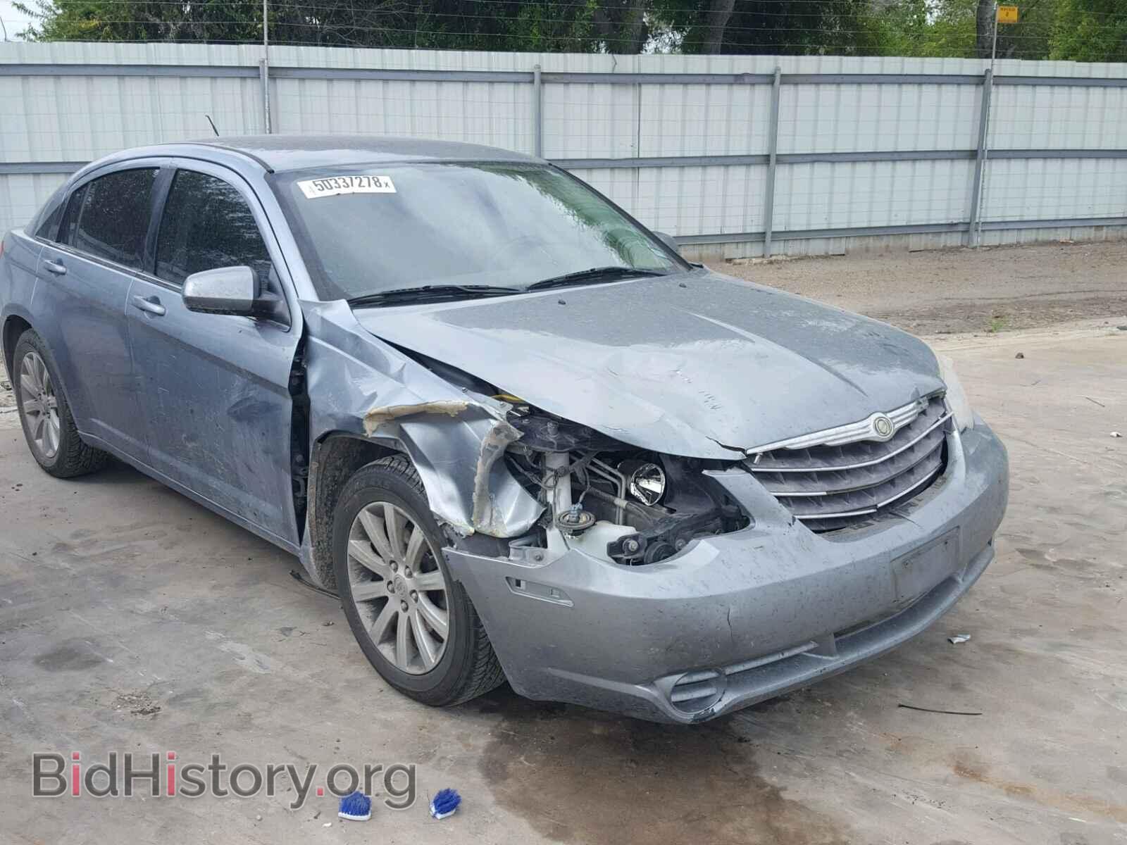 Photo 1C3CC5FB3AN154334 - CHRYSLER SEBRING 2010