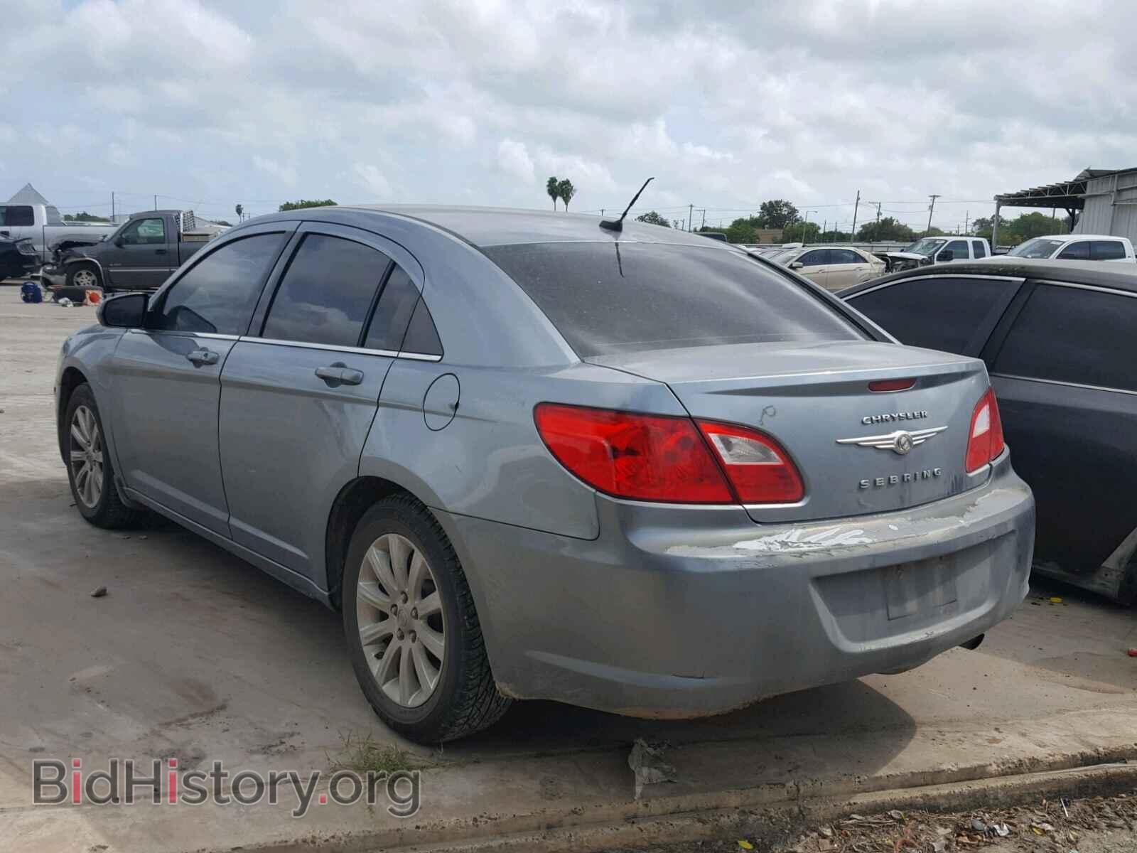 2010 CHRYSLER SEBRING - VIN: 1C3CC5FB3AN154334 - Фото 3