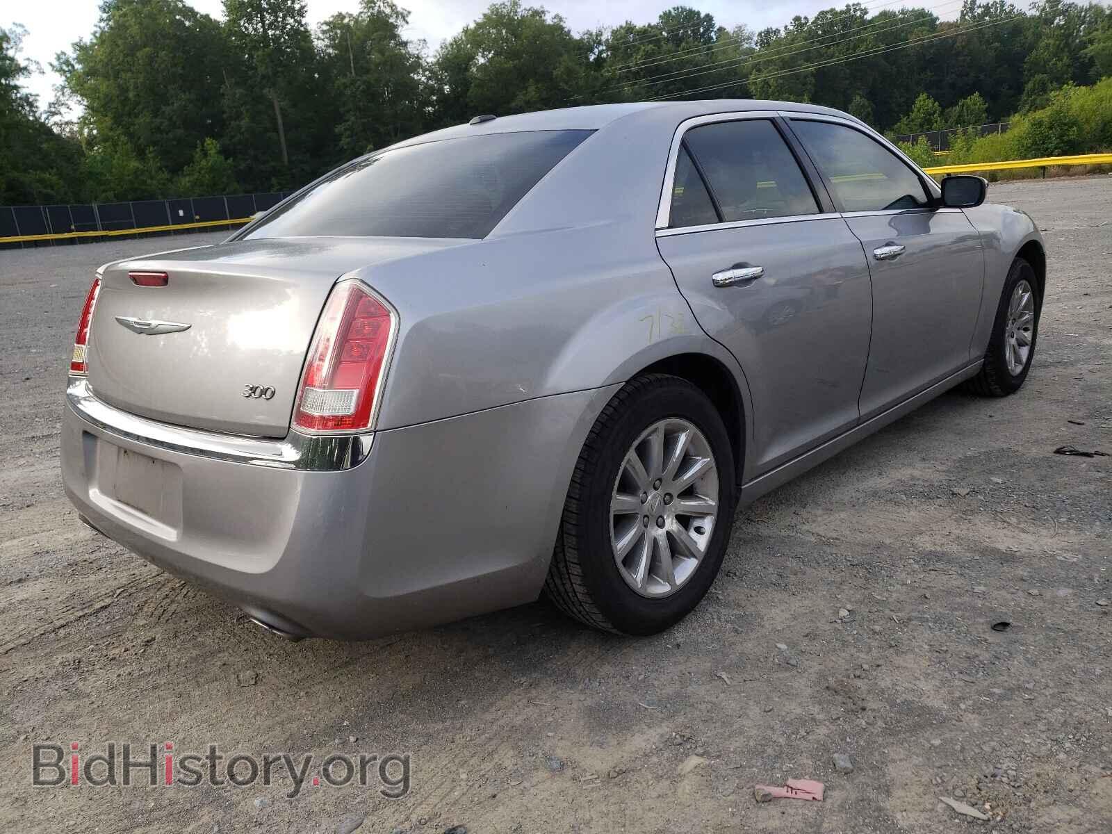2011 CHRYSLER 300 - VIN: 2C3CA5CG6BH522053 - Фото 4
