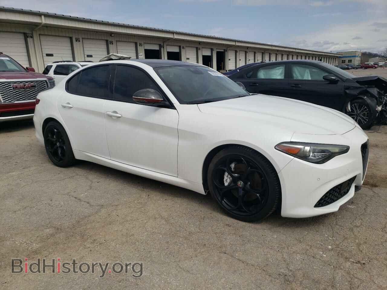 2017 ALFA ROMEO GIULIA - VIN: ZARFAECN1H7549601 - Фото 4