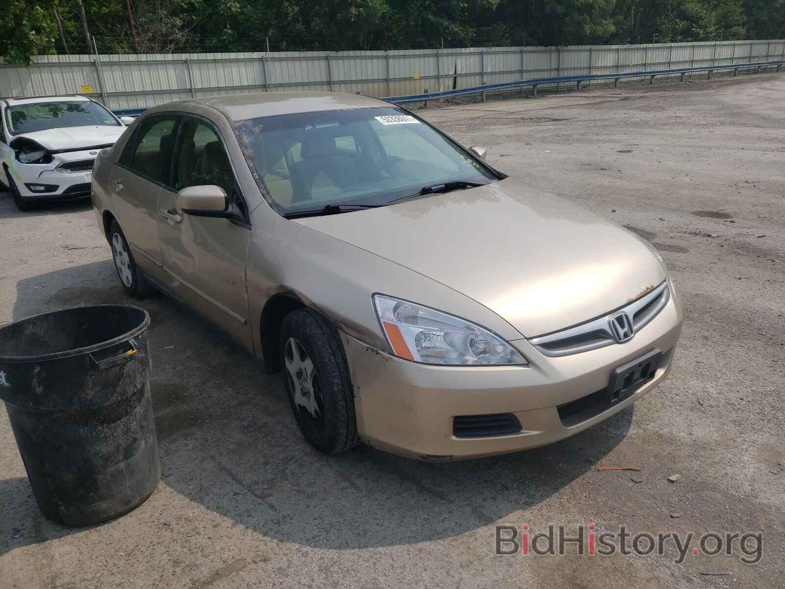 Photo 1HGCM56446A067522 - HONDA ACCORD 2006