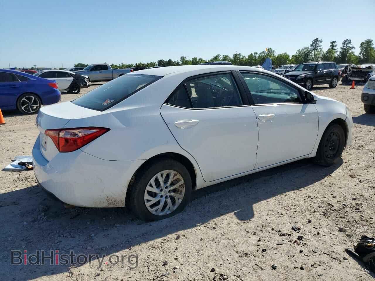 2017 TOYOTA COROLLA - VIN: 5YFBURHE5HP715357 - Фото 3