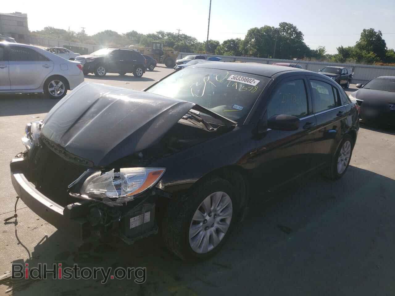 2012 CHRYSLER 200 - VIN: 1C3CCBAB2CN291578 - Фото 2