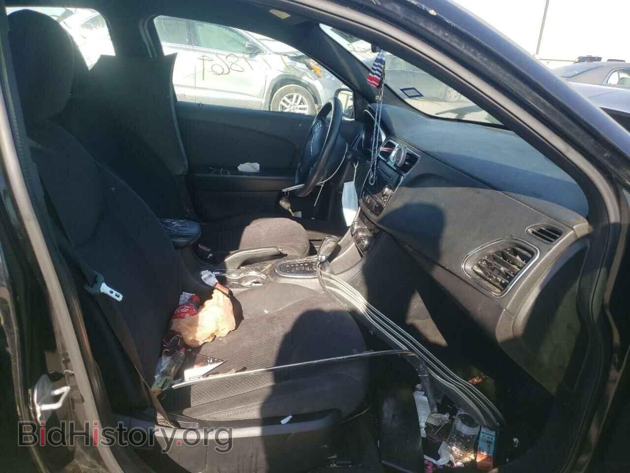 2012 CHRYSLER 200 - VIN: 1C3CCBAB2CN291578 - Фото 5