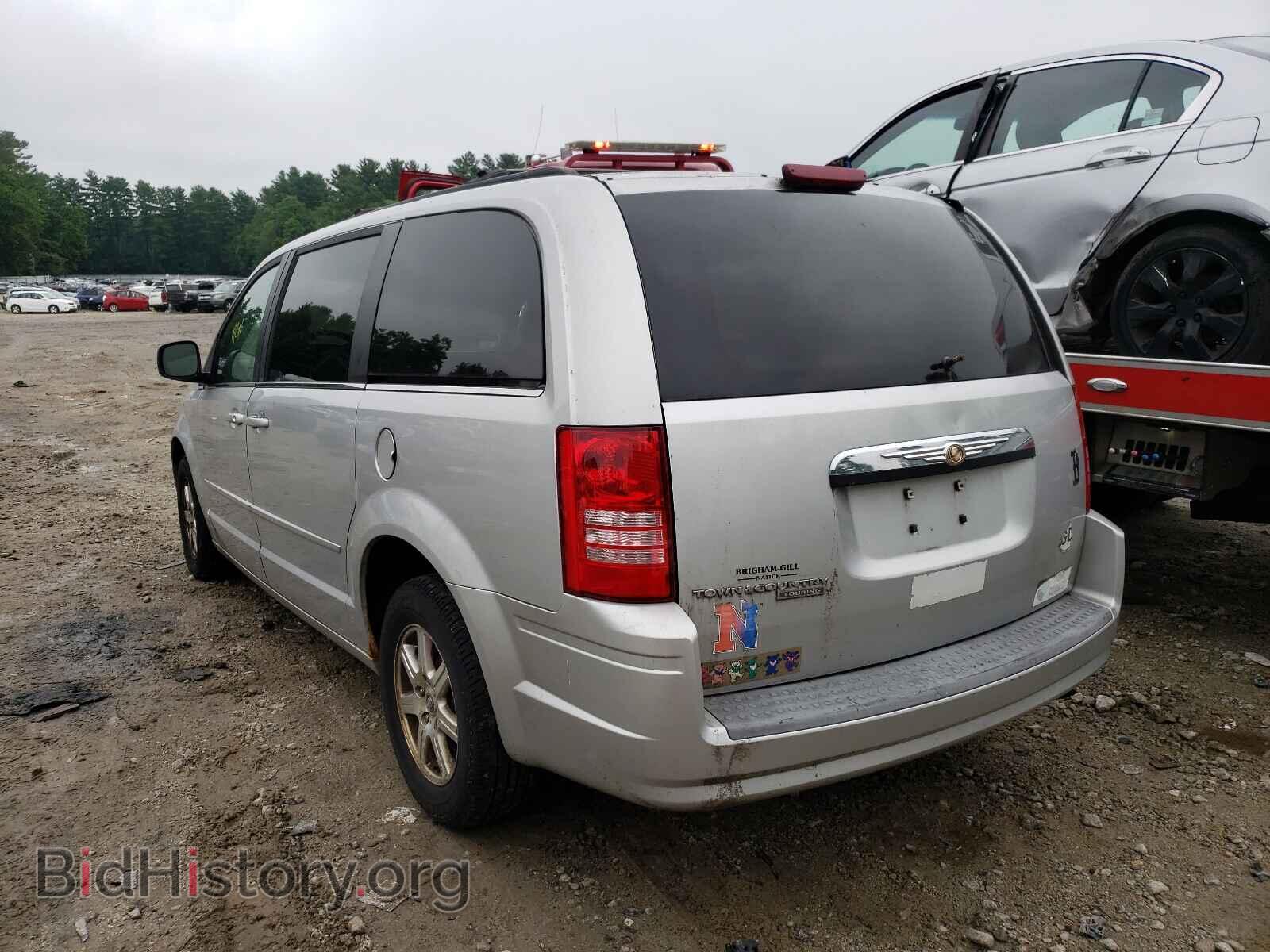 2008 CHRYSLER MINIVAN - VIN: 2A8HR54P88R609635 - Фото 3