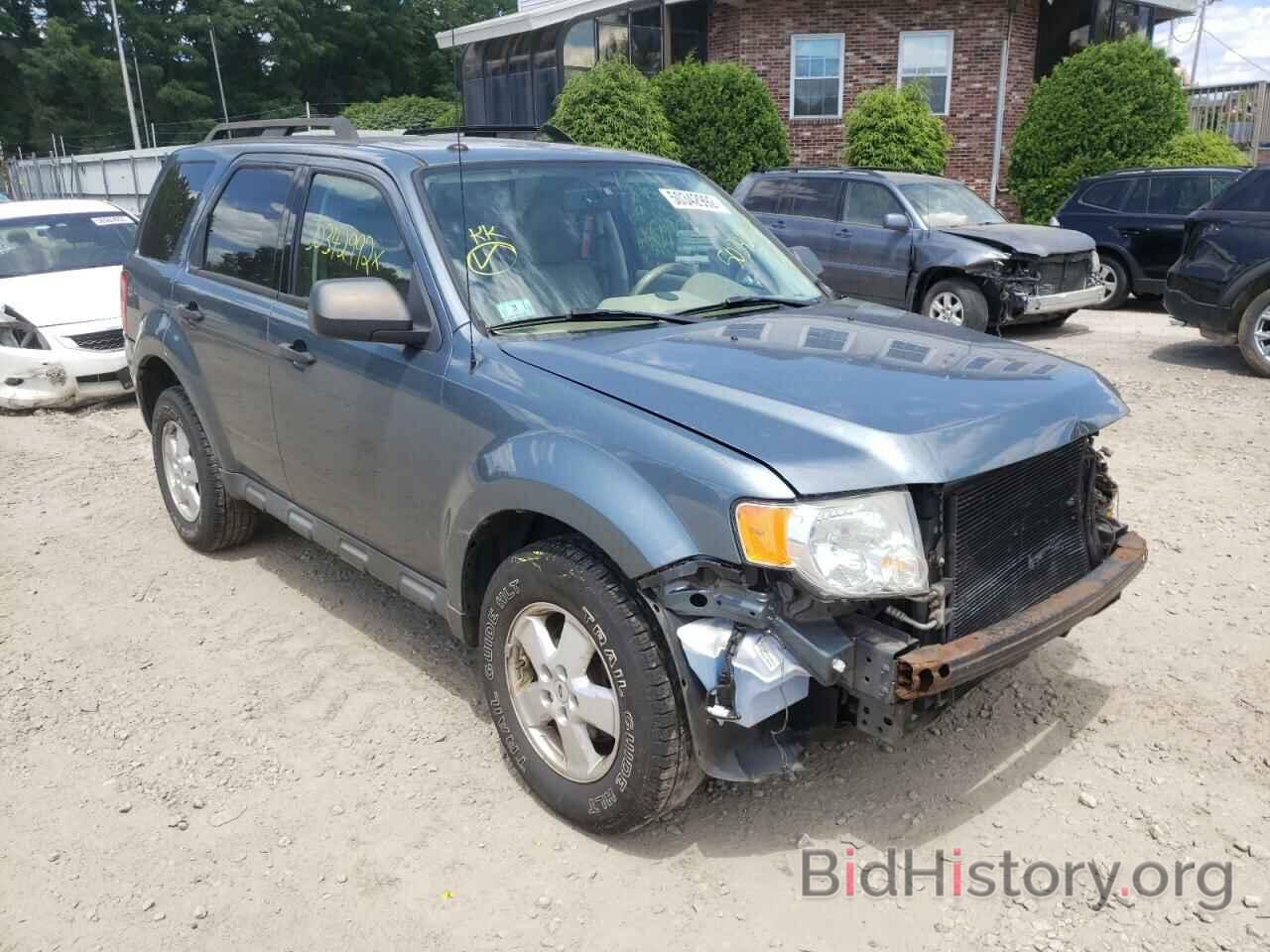 Photo 1FMCU0D70AKA69118 - FORD ESCAPE 2010