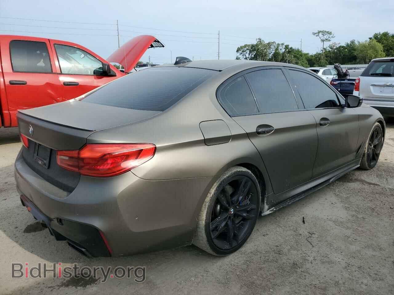 2018 BMW M5 - VIN: WBAJB9C54JB036805 - Фото 3