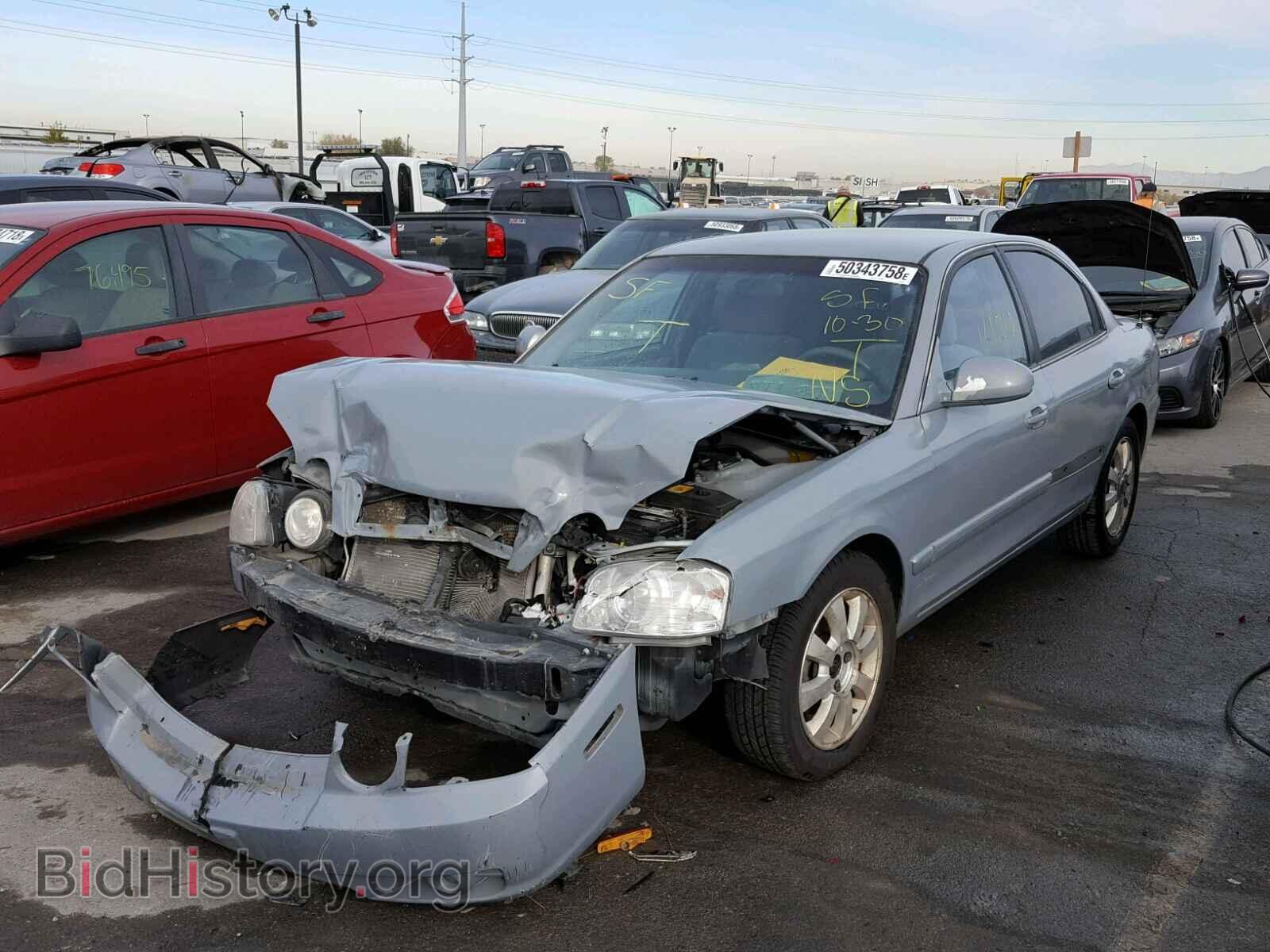 2005 KIA OPTIMA - VIN: KNAGD128355384780 - Фото 2