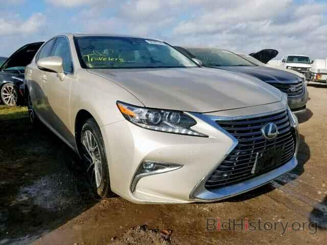 Photo JTHBK1GG6H2251096 - LEXUS ES350 2017