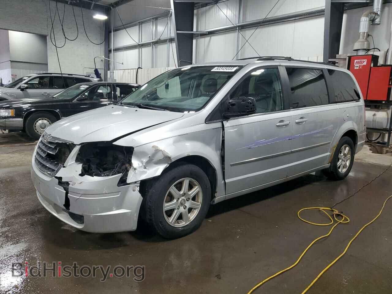 Photo 2A4RR5D10AR404950 - CHRYSLER MINIVAN 2010