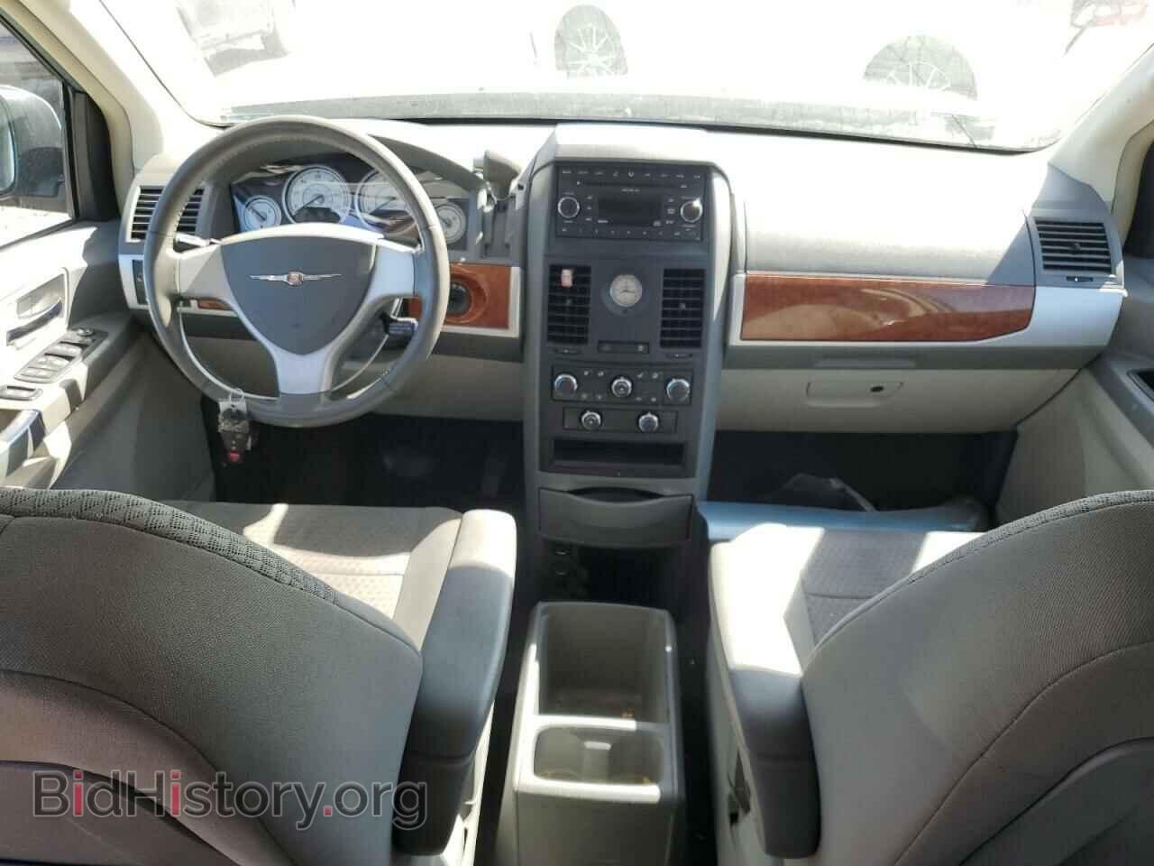 2008 CHRYSLER MINIVAN - VIN: 2A8HR54PX8R611564 - Фото 8