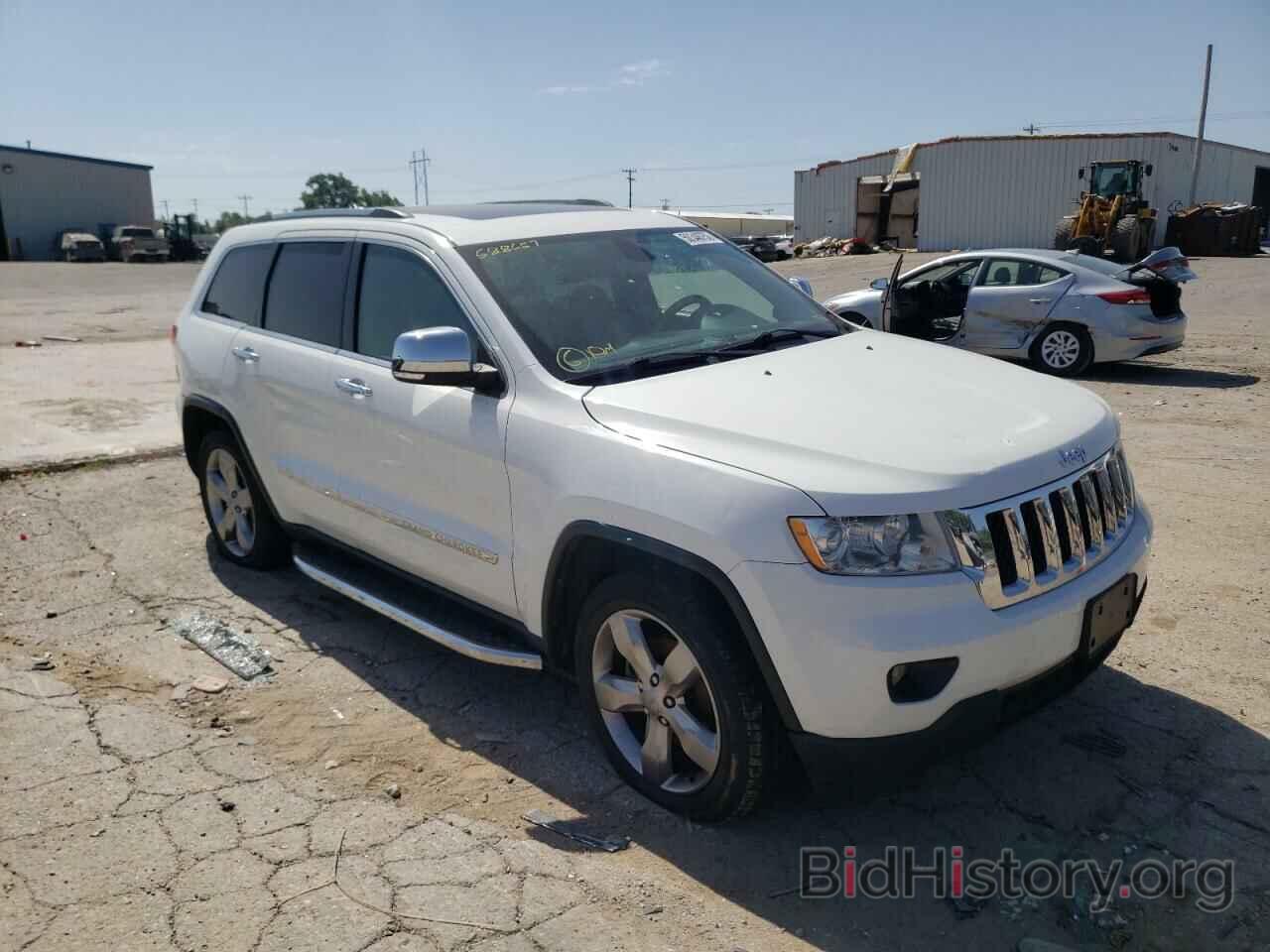 Photo 1C4RJECT4DC588657 - JEEP GRAND CHER 2013