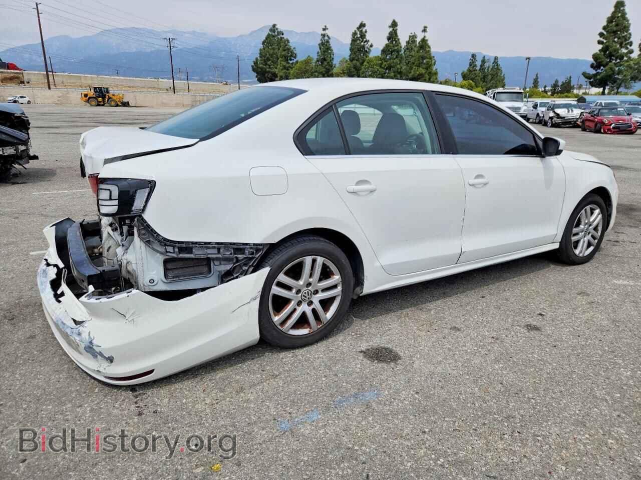 2017 VOLKSWAGEN JETTA - VIN: 3VW2B7AJ3HM346147 - Фото 3