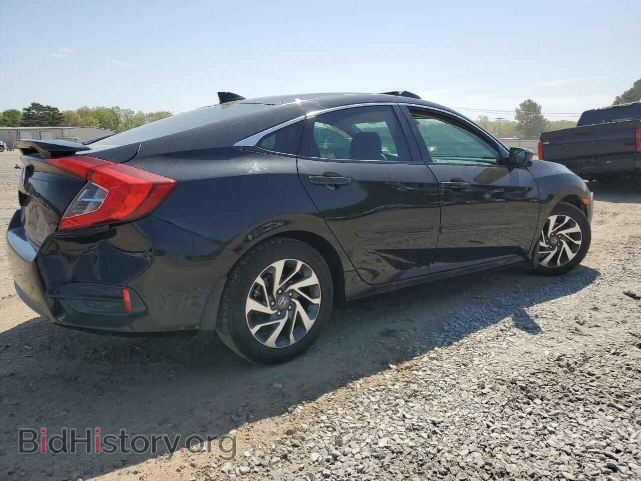 2018 HONDA CIVIC - VIN: 19XFC2F7XJE026888 - Фото 3