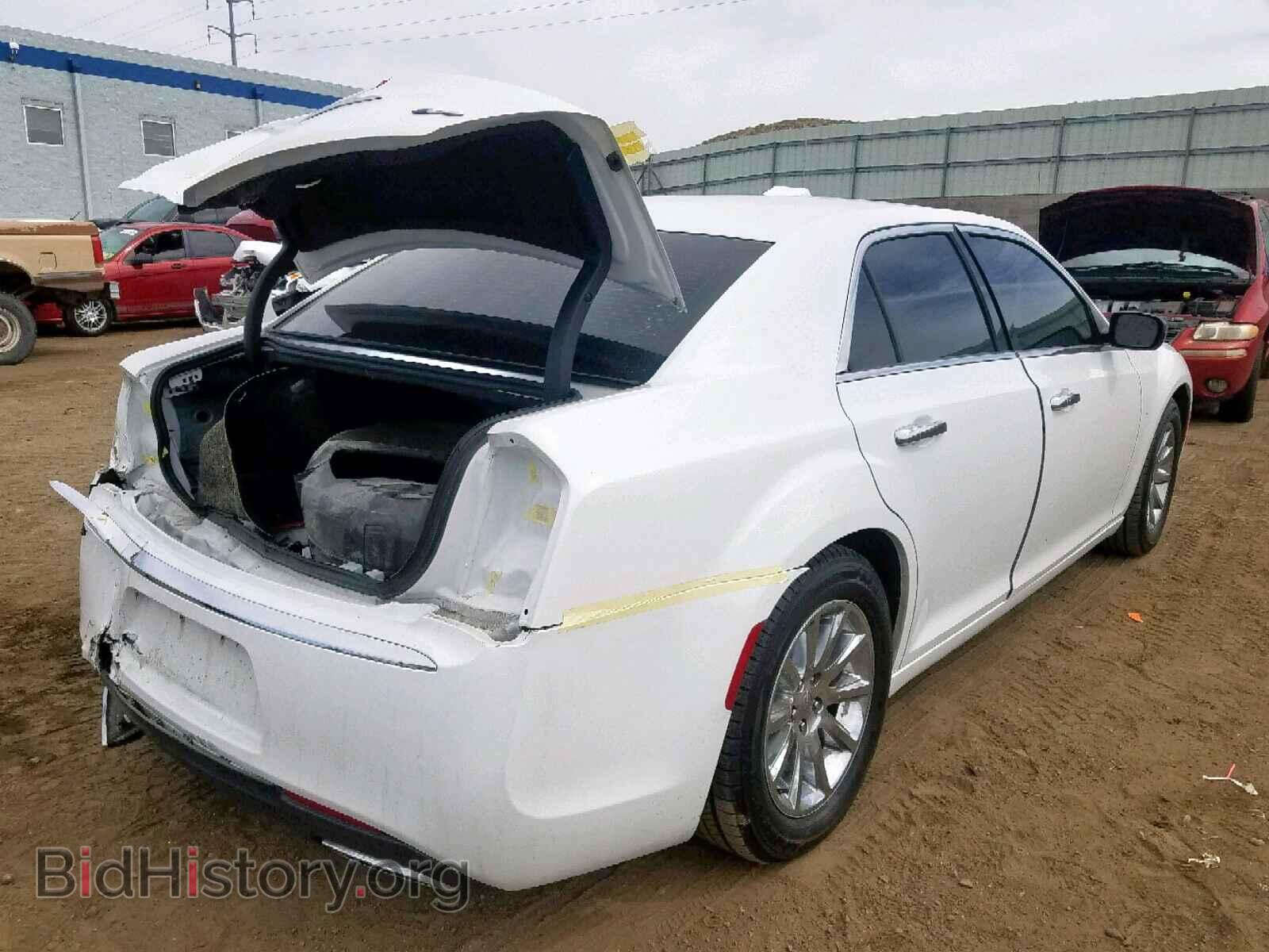 2018 CHRYSLER 300 - VIN: 2C3CCAEG2JH146000 - Фото 4