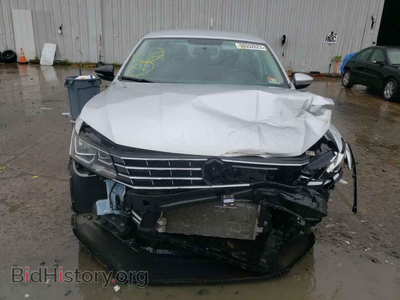 2017 VOLKSWAGEN PASSAT - VIN: 1VWAT7A32HC062049 - Фото 5