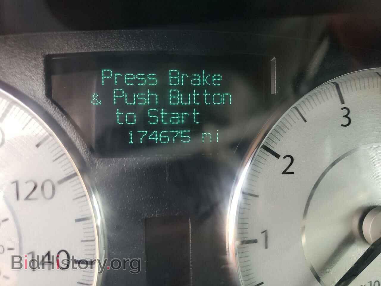 2010 CHRYSLER 300 - VIN: 2C3CA6CT1AH141471 - Фото 8