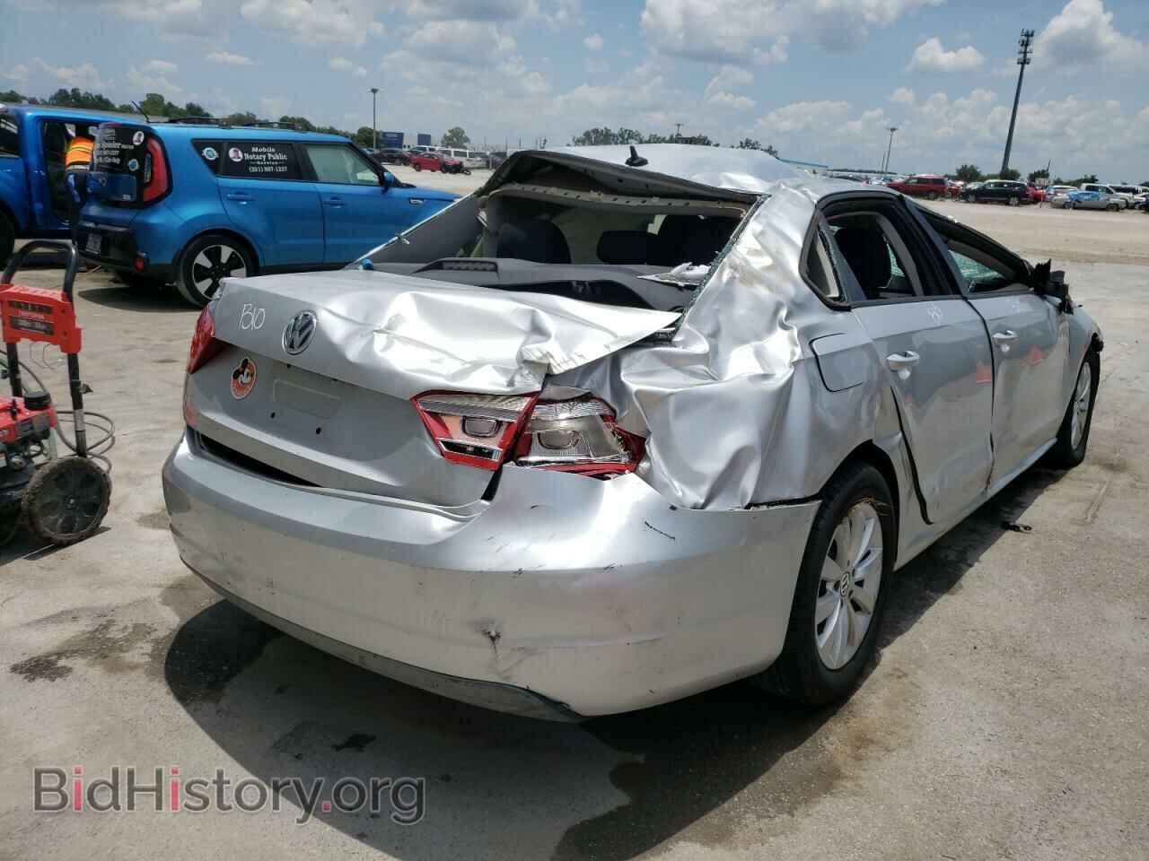 2012 VOLKSWAGEN PASSAT - VIN: 1VWAP7A31CC062217 - Фото 4