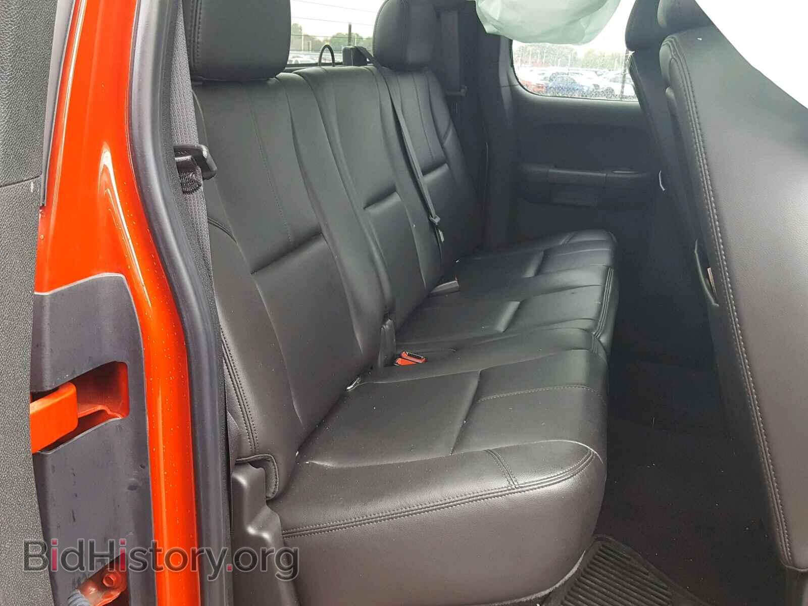 2010 GMC SIERRA K15 - VIN: 1GTSKWE37AZ266959 - Фото 6