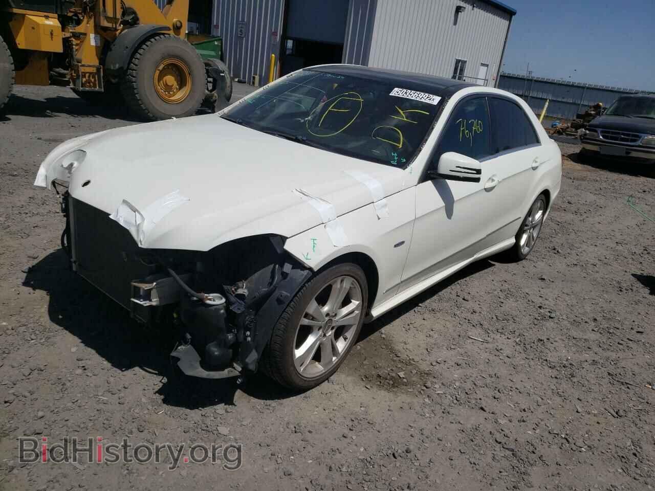2012 MERCEDES-BENZ E-CLASS - VIN: WDDHF8JB8CA615884 - Фото 2