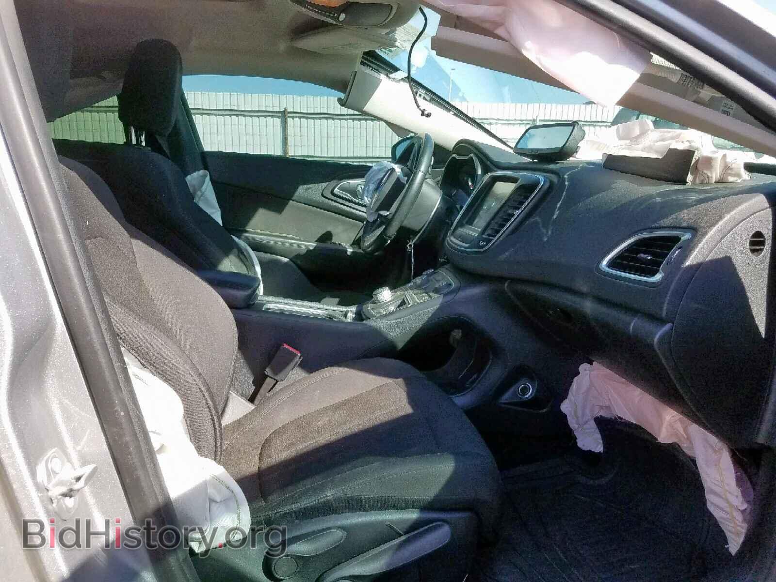 2016 CHRYSLER 200 - VIN: 1C3CCCAGXGN155643 - Photo 5