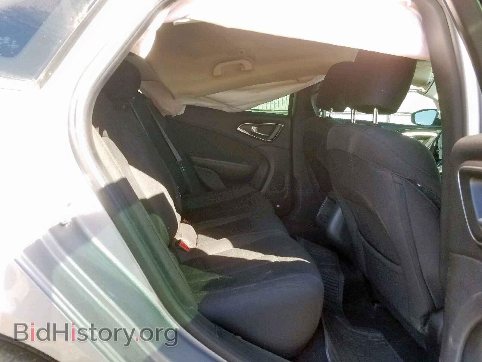 2016 CHRYSLER 200 - VIN: 1C3CCCAGXGN155643 - Photo 6