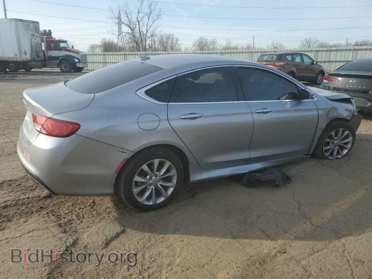 2015 CHRYSLER 200 - VIN: 1C3CCCCGXFN565371 - Photo 3