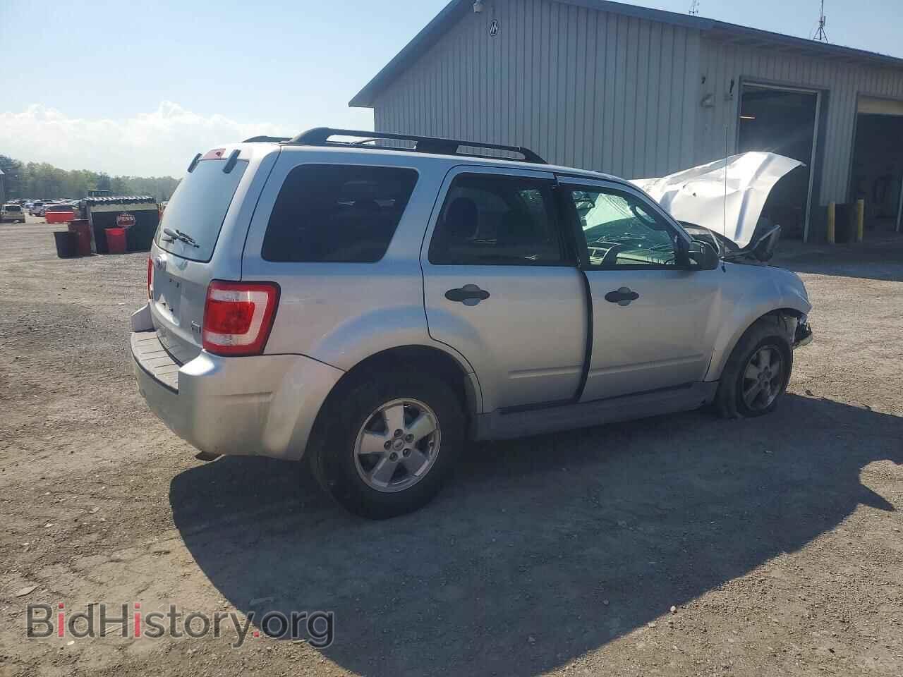 2011 FORD ESCAPE - VIN: 1FMCU9DG4BKB38365 - Photo 3