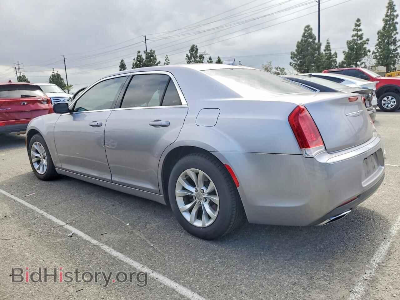 2015 CHRYSLER 300 - VIN: 2C3CCAAG5FH742831 - Фото 2