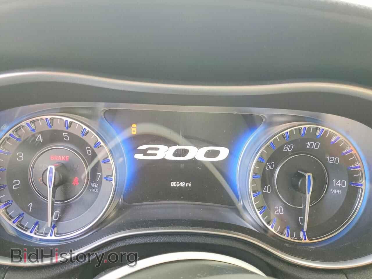 2015 CHRYSLER 300 - VIN: 2C3CCAAG5FH742831 - Фото 9