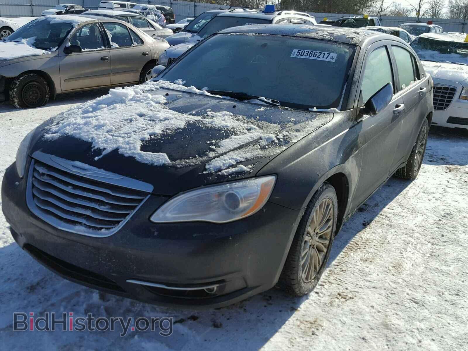 2012 CHRYSLER 200 - VIN: 1C3CCBCG2CN108107 - Фото 2