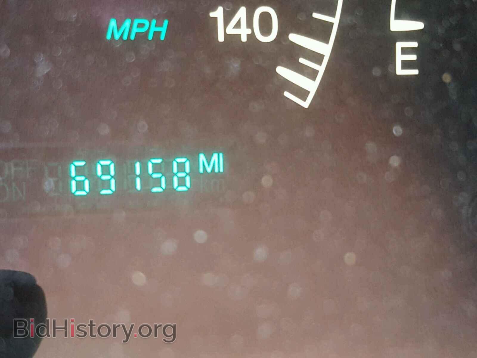 2004 CADILLAC DEVILLE - VIN: 1G6KF57924U178678 - Photo 8