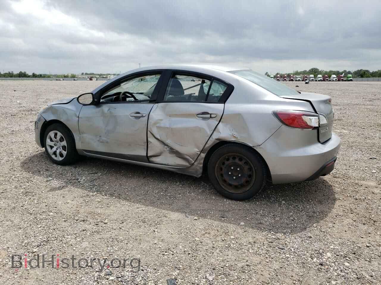 2011 MAZDA 3 - VIN: JM1BL1UF9B1424455 - Фото 2